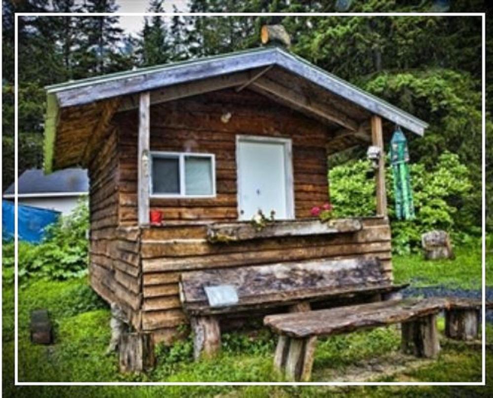 Nauti Otter Inn And Yurt Village Seward Room photo