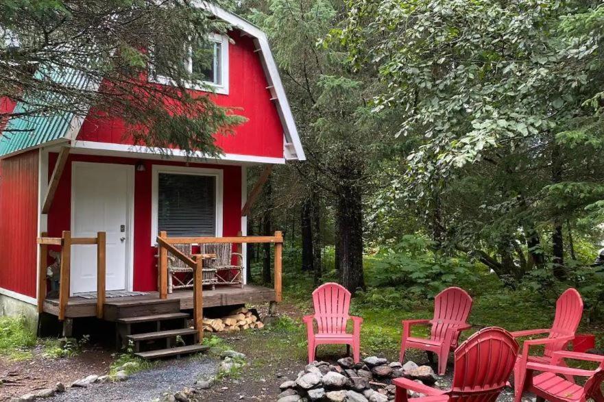 Nauti Otter Inn And Yurt Village Seward Room photo
